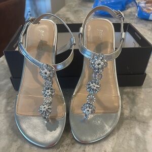 Sz 8 Betsy Johnson Silver Embellished Sandals